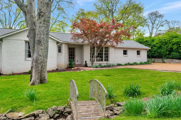 Nashville, TN 37215,2221 Hobbs Rd