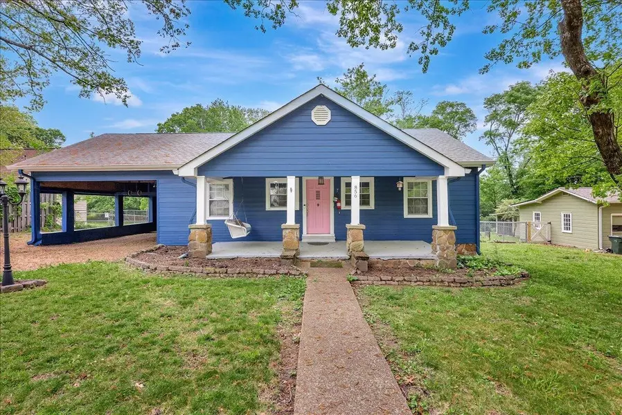 856 Kentucky Avenue, Signal Mountain, TN 37377