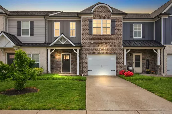 1706 Lone Jack Ln, Murfreesboro, TN 37129