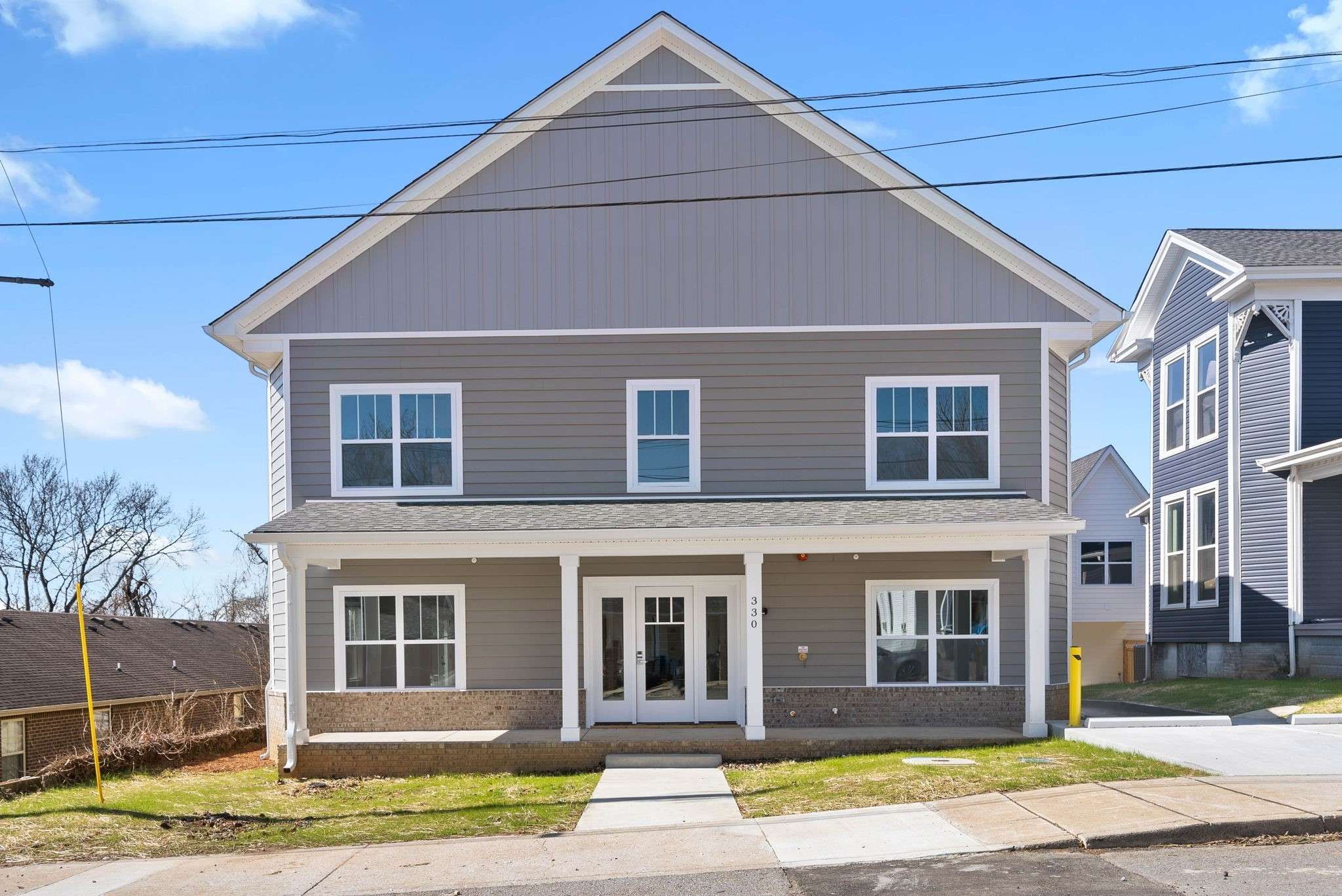 330 Academy Ave #101, Clarksville, TN 37040