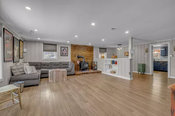 Bon Aqua, TN 37025,2075 Buttrey Rd