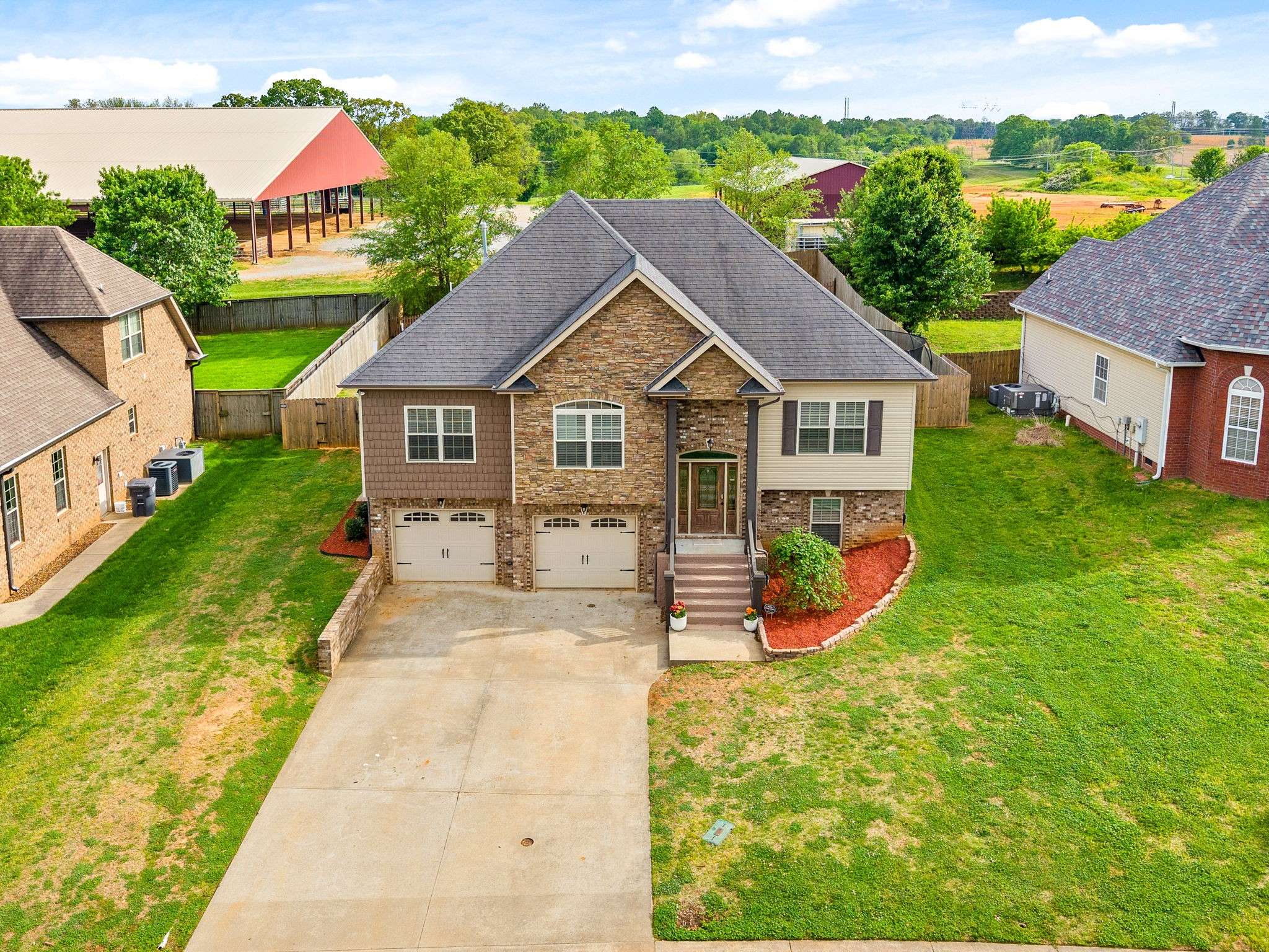 Clarksville, TN 37043,140 Covey Rise Cir
