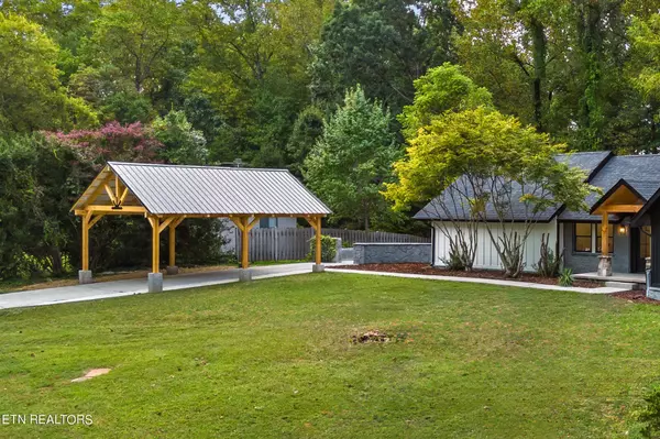 Clinton, TN 37716,127 Ridge Lane