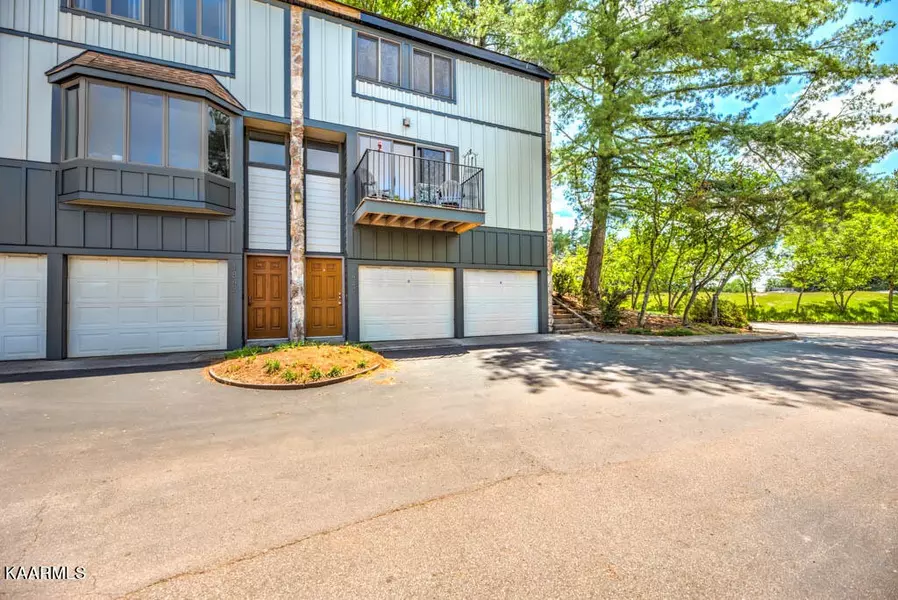 1840 Cherokee Bluff Drive, Knoxville, TN 37920