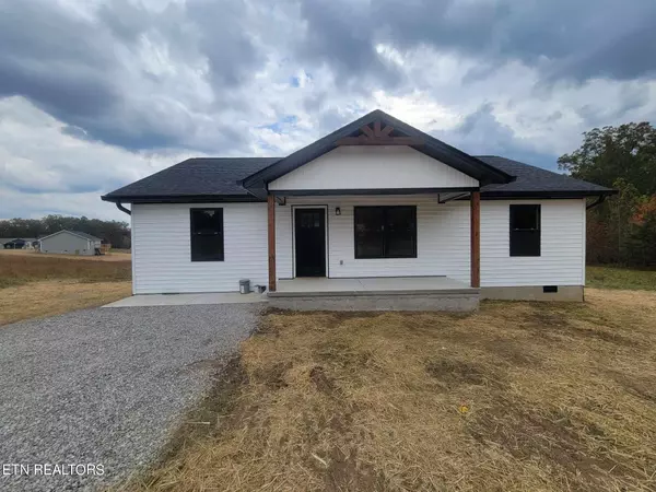 105 Firefly Court, Jamestown, TN 38556