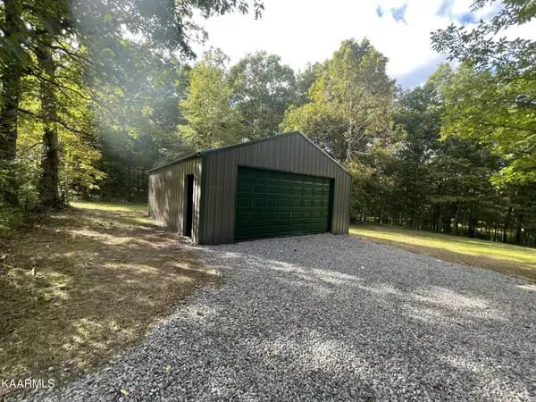 Grimsley, TN 38565,1161 Burks Loop Loop