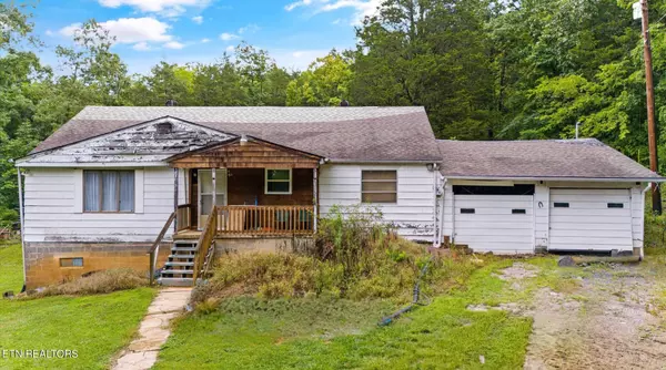 Knoxville, TN 37920,5720 Sevierville Pike
