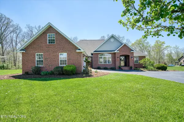 1378 POW Camp Rd, Crossville, TN 38572