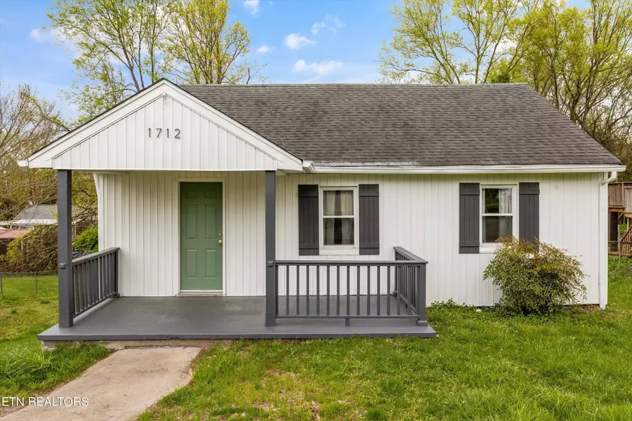 1712 Young Ave, Knoxville, TN 37920
