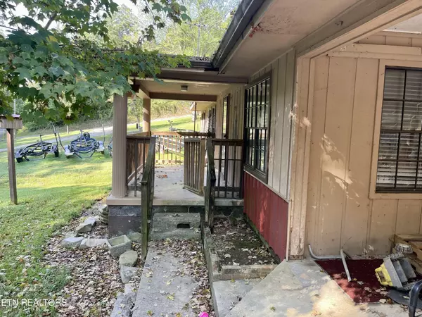 Andersonville, TN 37705,245 N Dark Hollow Rd N Rd