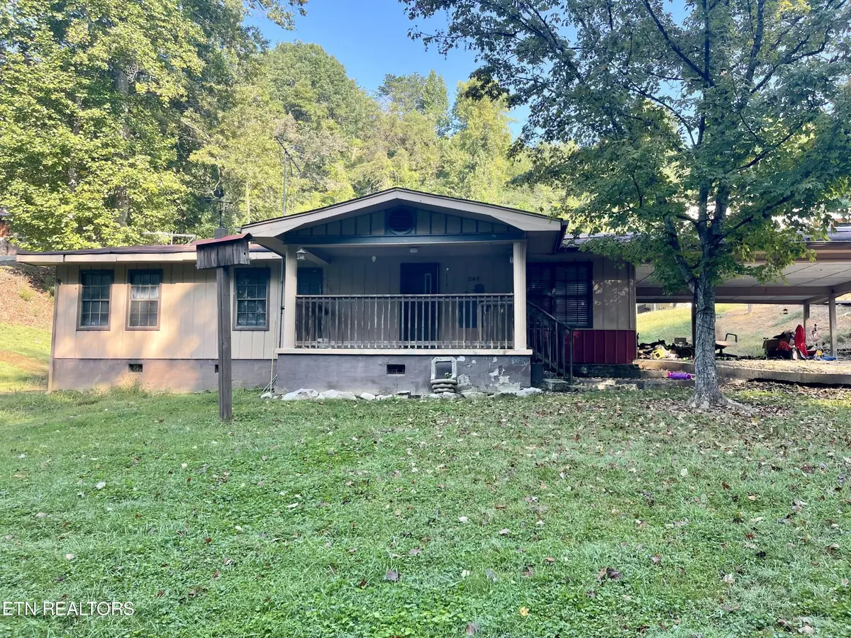 Andersonville, TN 37705,245 N Dark Hollow Rd N Rd