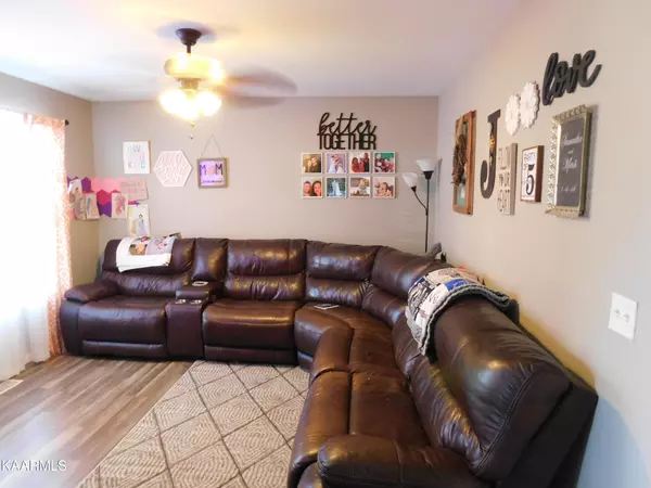 Lenoir City, TN 37771,310 W 5Th Ave