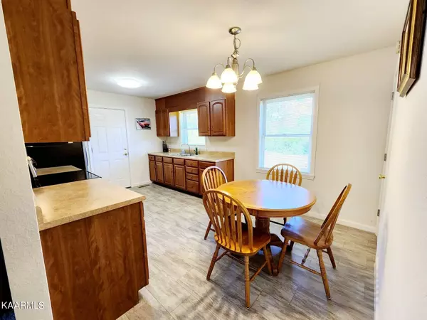 Crossville, TN 38571,81 Cherry Branch Rd