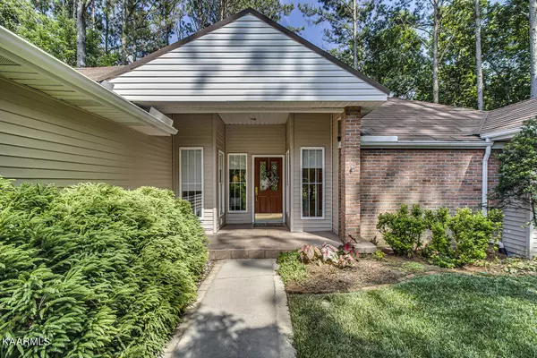 Loudon, TN 37774,110 Walela Lane