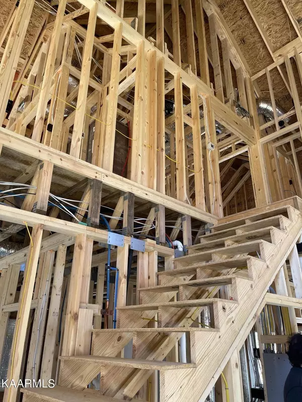 Sevierville, TN 37862,4228 Wears Valley Rd #51