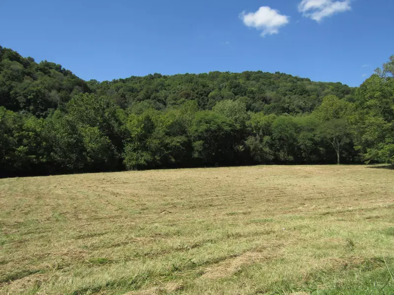 14 ac Hartsville Rd, Lafayette, TN 37083