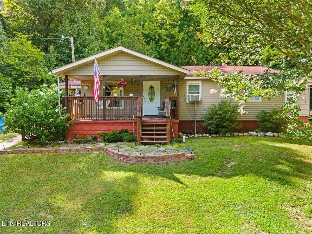 4537 Harriman Hwy, Harriman, TN 37748
