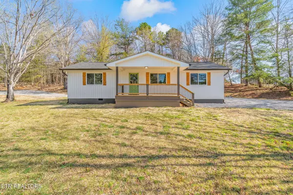 434 Pattie Gap Rd, Philadelphia, TN 37846