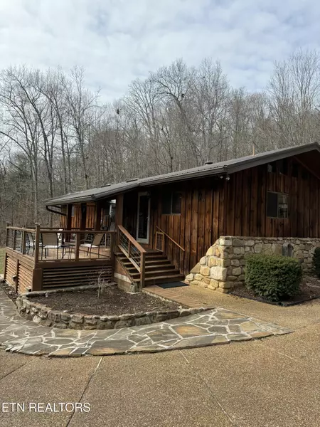 2001 Stock Creek Rd, Knoxville, TN 37920