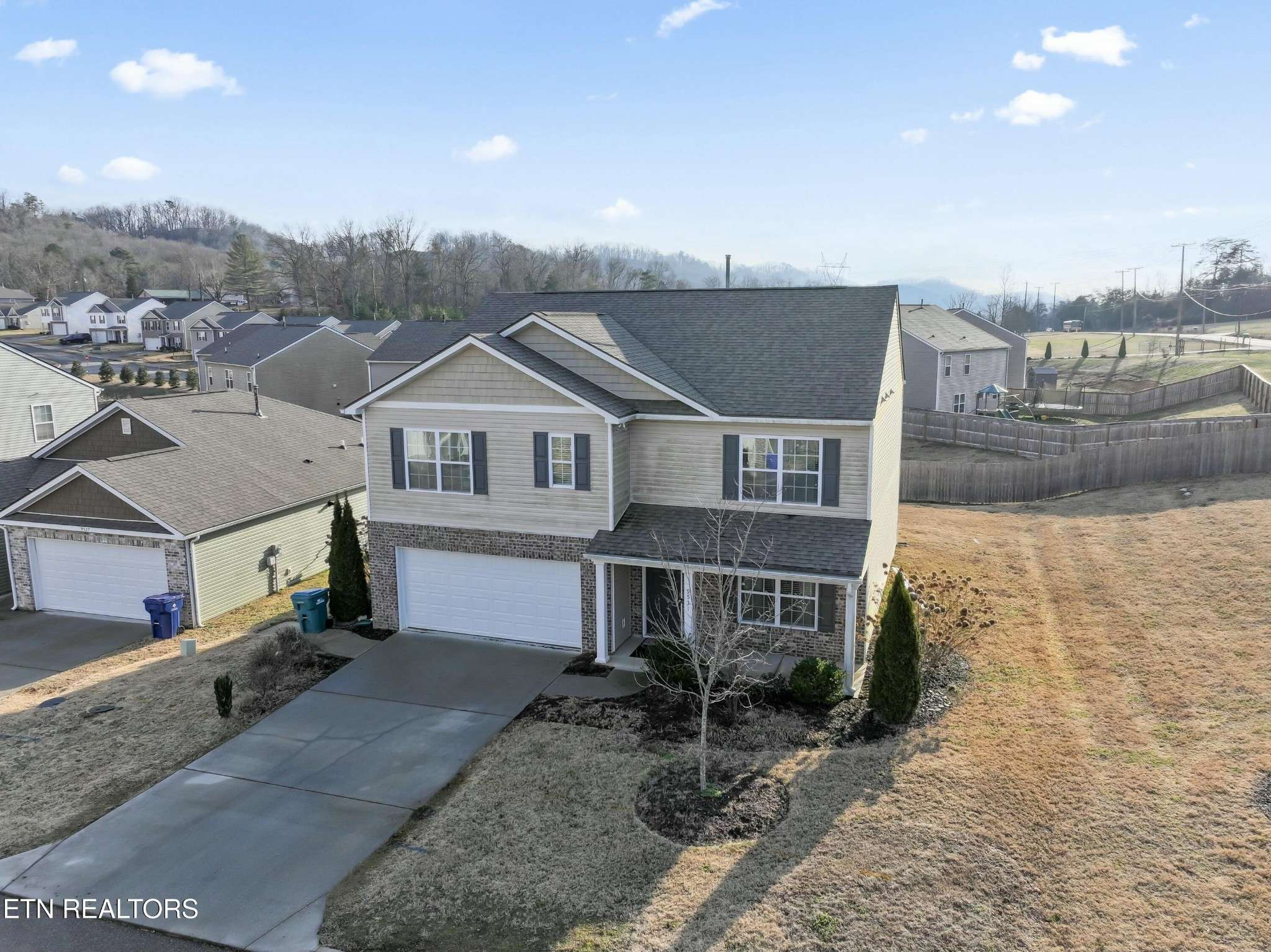 9531 Avian Forest Lane,  Heiskell,  TN 37754