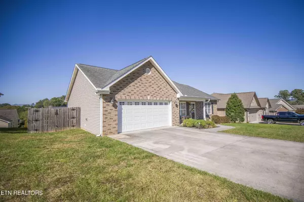 Clinton, TN 37716,204 Cornerstone Circle