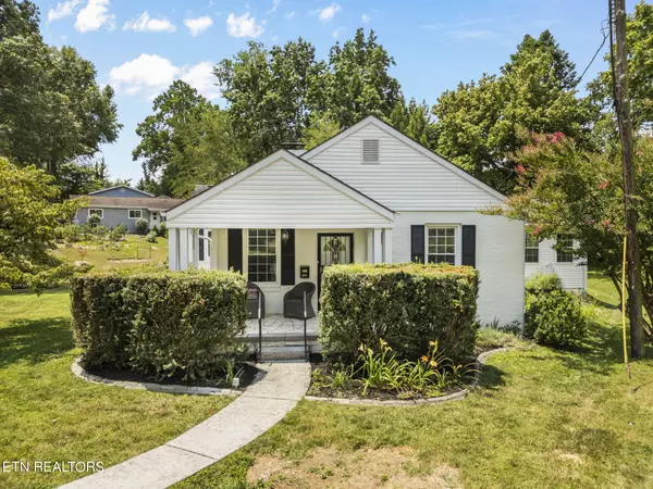 Knoxville, TN 37920,3537 Southwood Drive