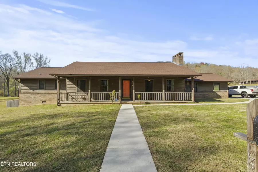 181 Perry Drive, Harriman, TN 37748