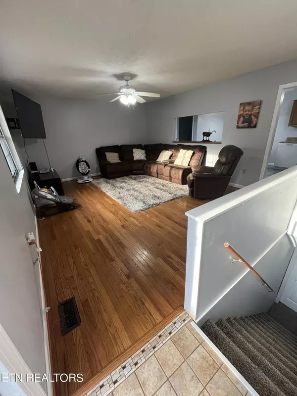 Loudon, TN 37774,147 Barrier Drive