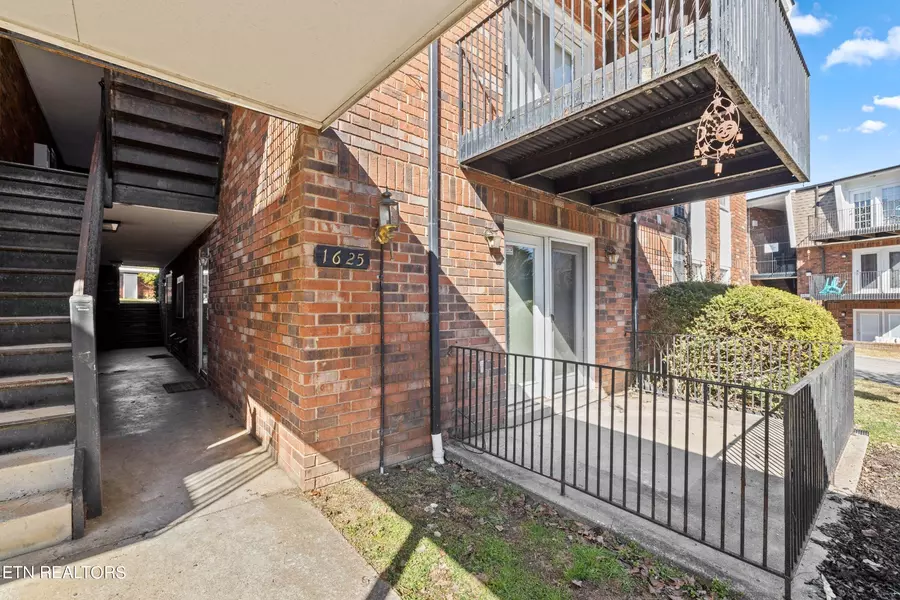 1625 Woodrow Drive #403, Knoxville, TN 37918