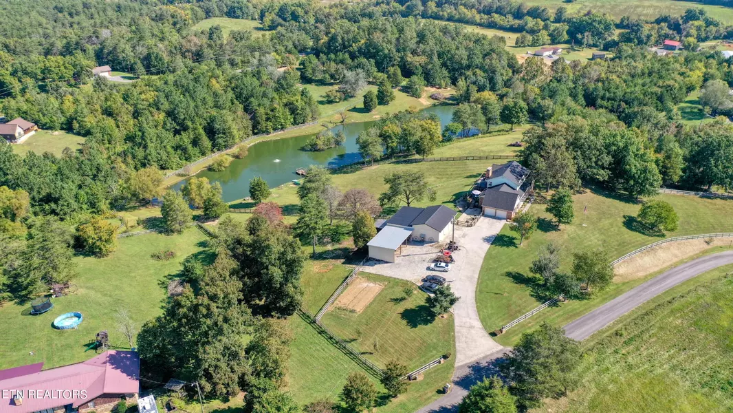 2740 Angela Drive, Sevierville, TN 37876