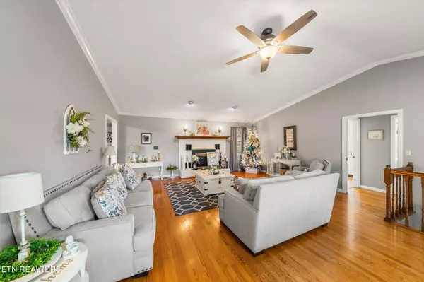 Loudon, TN 37774,16191623 Terrace Drive Drive