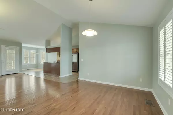 Vonore, TN 37885,131 Country Way Rd