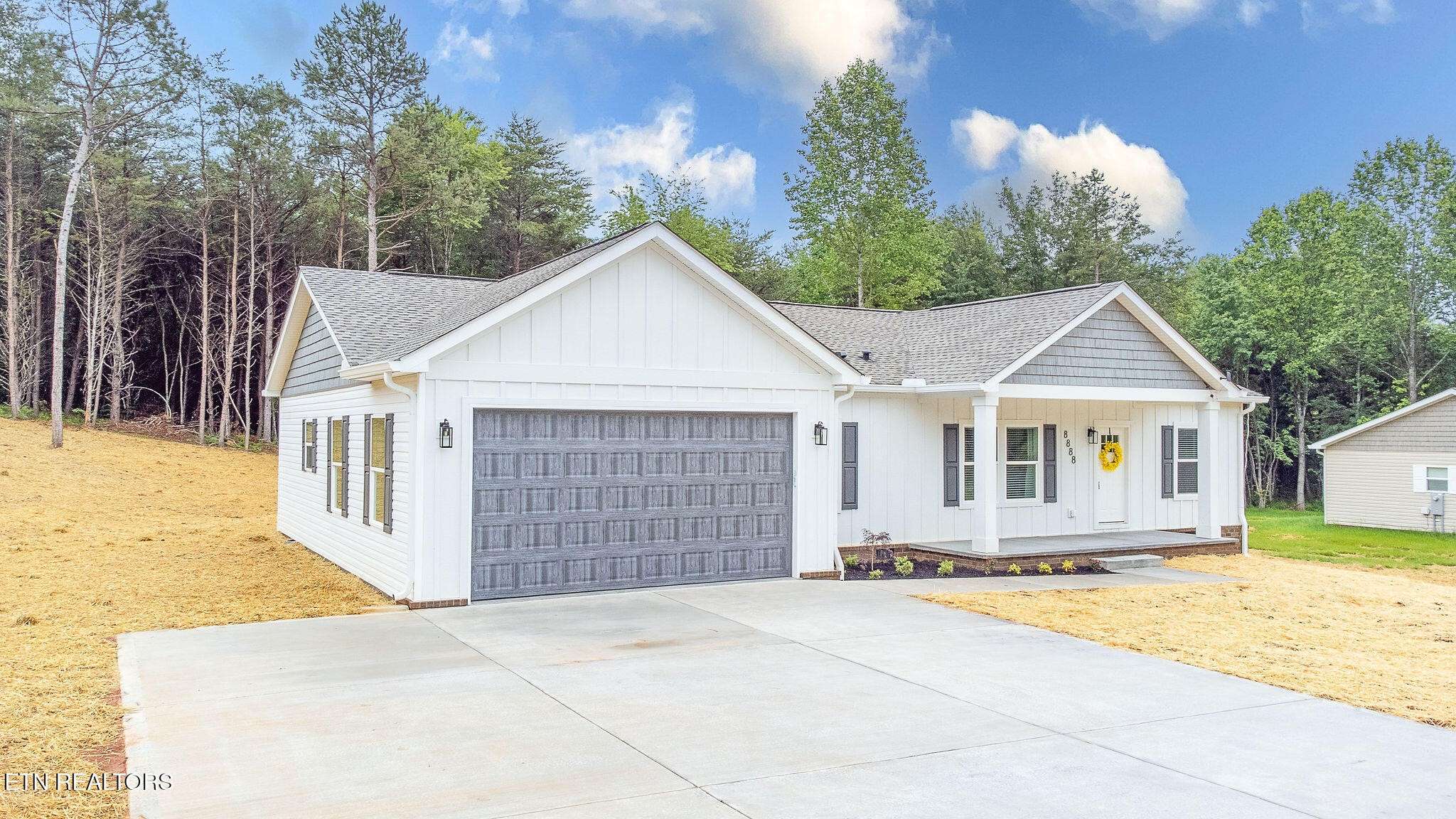 Lenoir City, TN 37772,8888 Shaw Ferry Rd