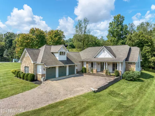 4309 Stonehenge Way, Dandridge, TN 37725