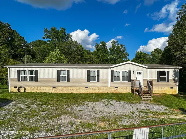 195 County Road 294, Philadelphia, TN 37846