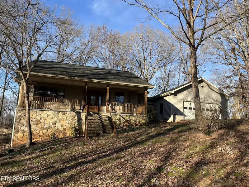 14322 Virtue RD, Lenoir City, TN 37772