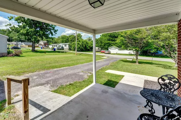 Clinton, TN 37716,706 Lantana Lane