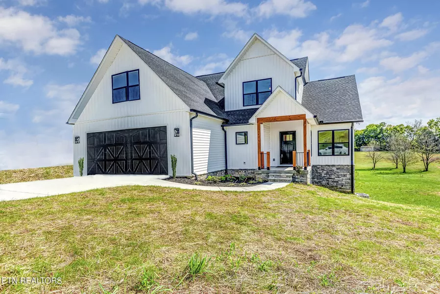 142 Florence Circle, Dandridge, TN 37725