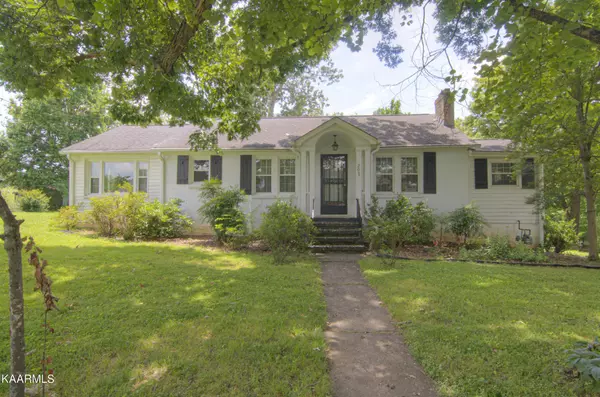 Knoxville, TN 37920,207 Ailsie Drive