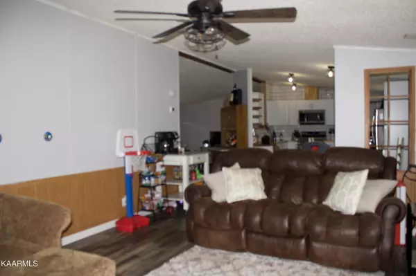 Friendsville, TN 37737,760 Marble Hill Rd