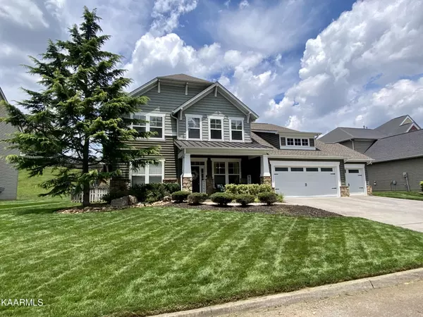 821 Clover Fields Lane,  Knoxville,  TN 37932