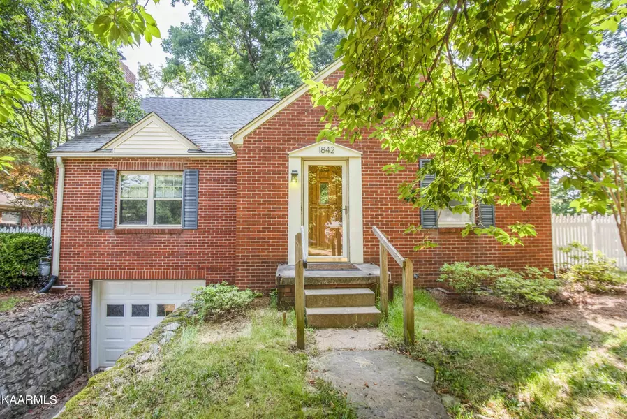 1842 Ramsay St, Alcoa, TN 37701