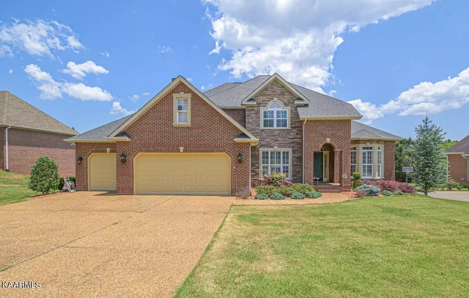 850 Hirst Circle, Lenoir City, TN 37772