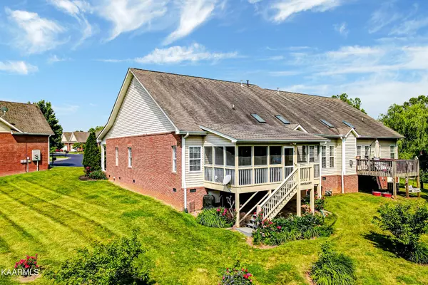Knoxville, TN 37918,4660 Oak Meadow Way