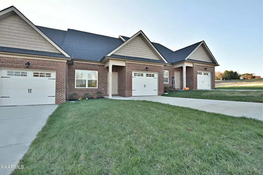 331 Jacksonian Way, Lenoir City, TN 37772