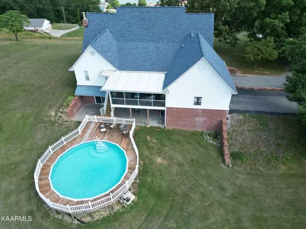 Bean Station, TN 37708,4562 Lakeshore Dr Off Drive