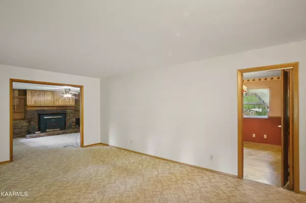 Knoxville, TN 37920,2405 Alberta Drive