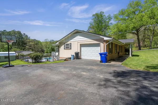 Harriman, TN 37748,204 Indian Lane