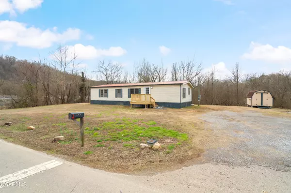 Clinton, TN 37716,109 Pine Ridge Rd