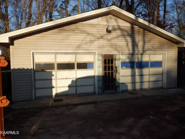 Harriman, TN 37748,141 Emory Heights Rd